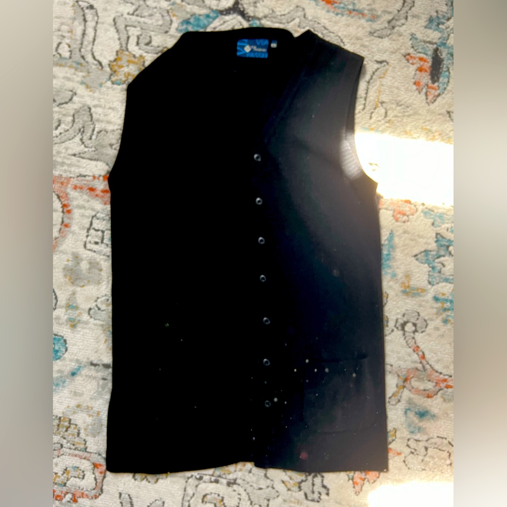 Via Passport Vintage Black Sleeveless Knit Cardigan